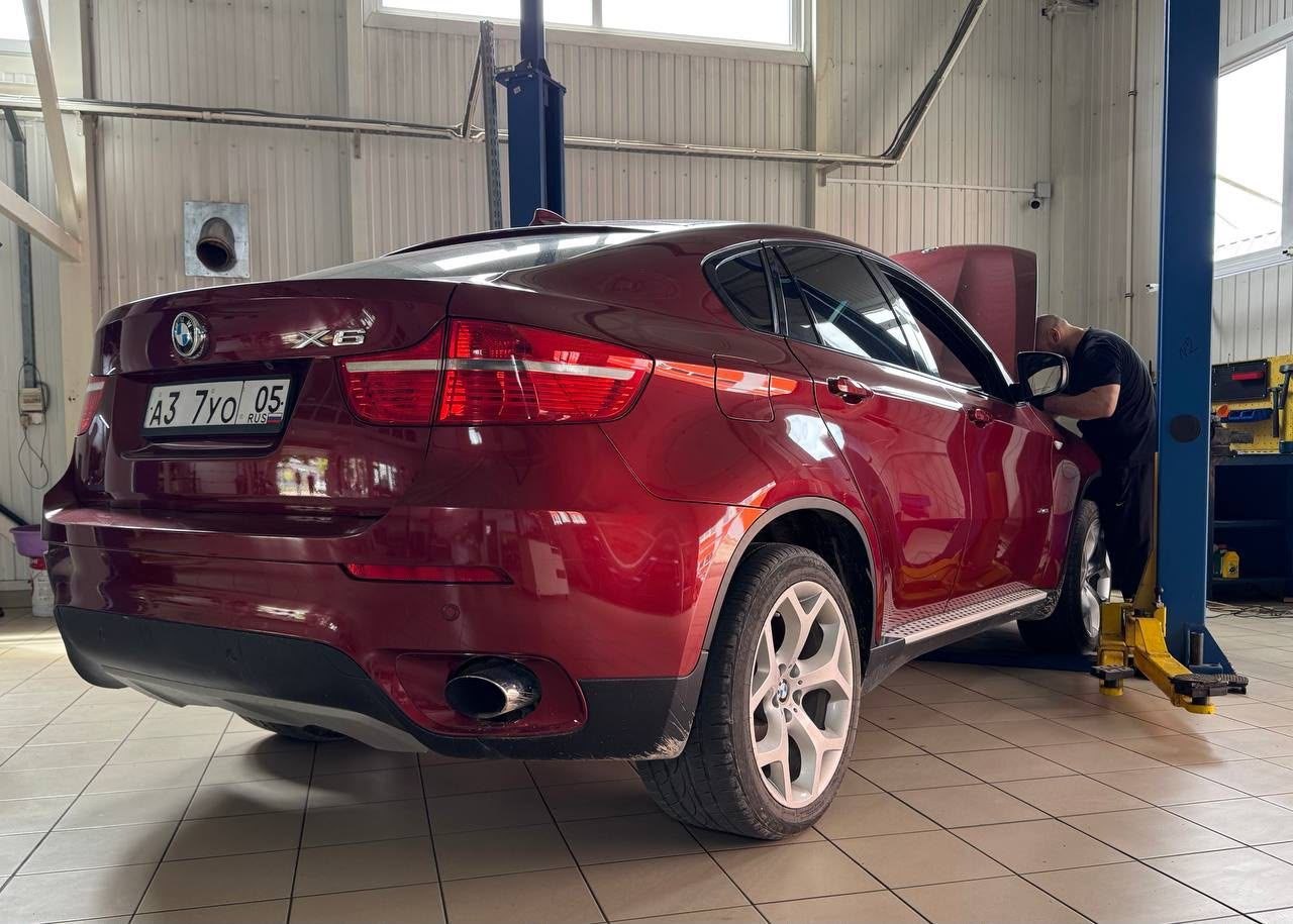 BMW X6 на обслуживании